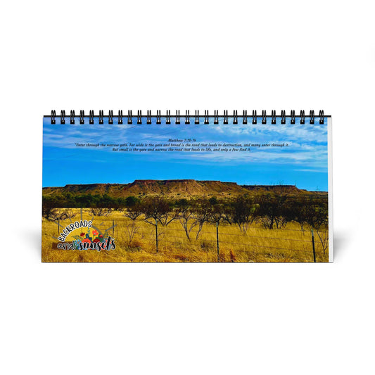 Desktop Calendar (2025 grid)